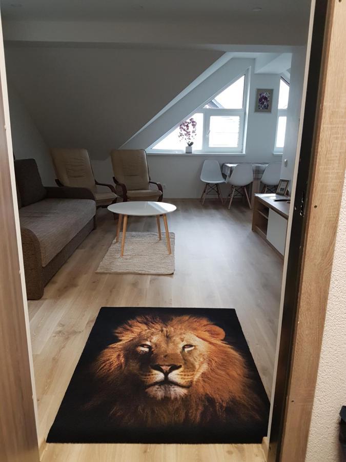 Liuto Apartamentai Juodkrantė エクステリア 写真