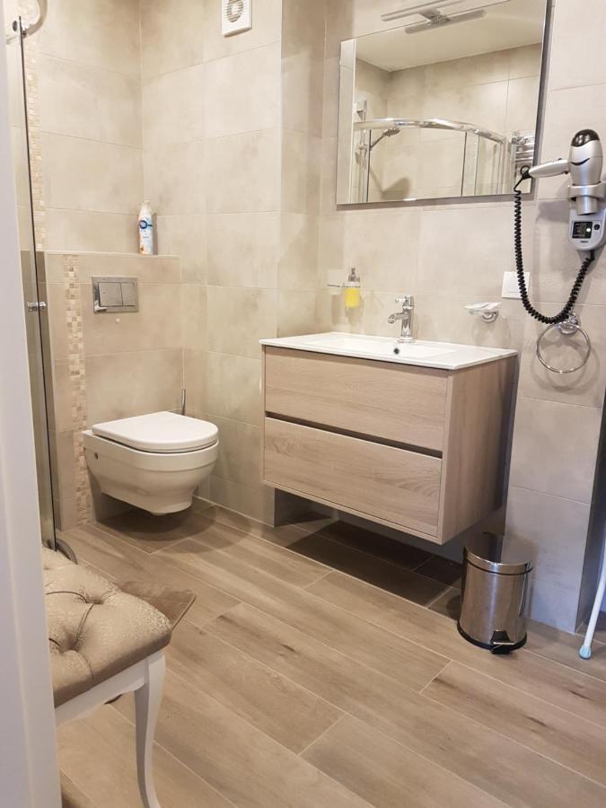 Liuto Apartamentai Juodkrantė エクステリア 写真
