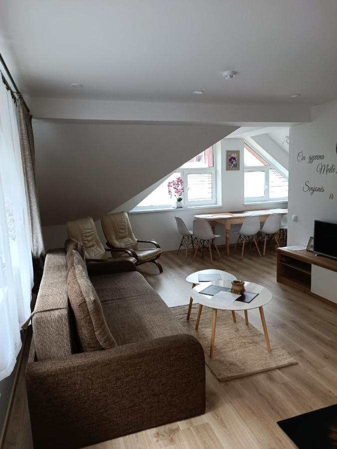 Liuto Apartamentai Juodkrantė エクステリア 写真